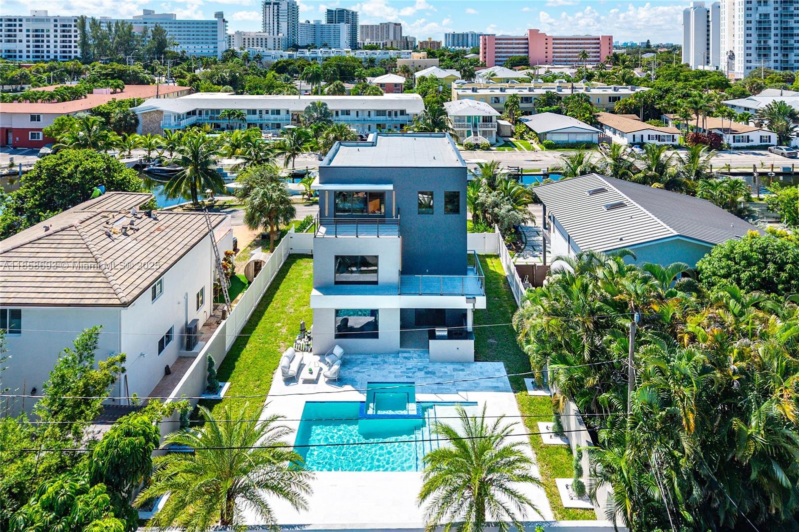 WAHOO NO 2 - Residential