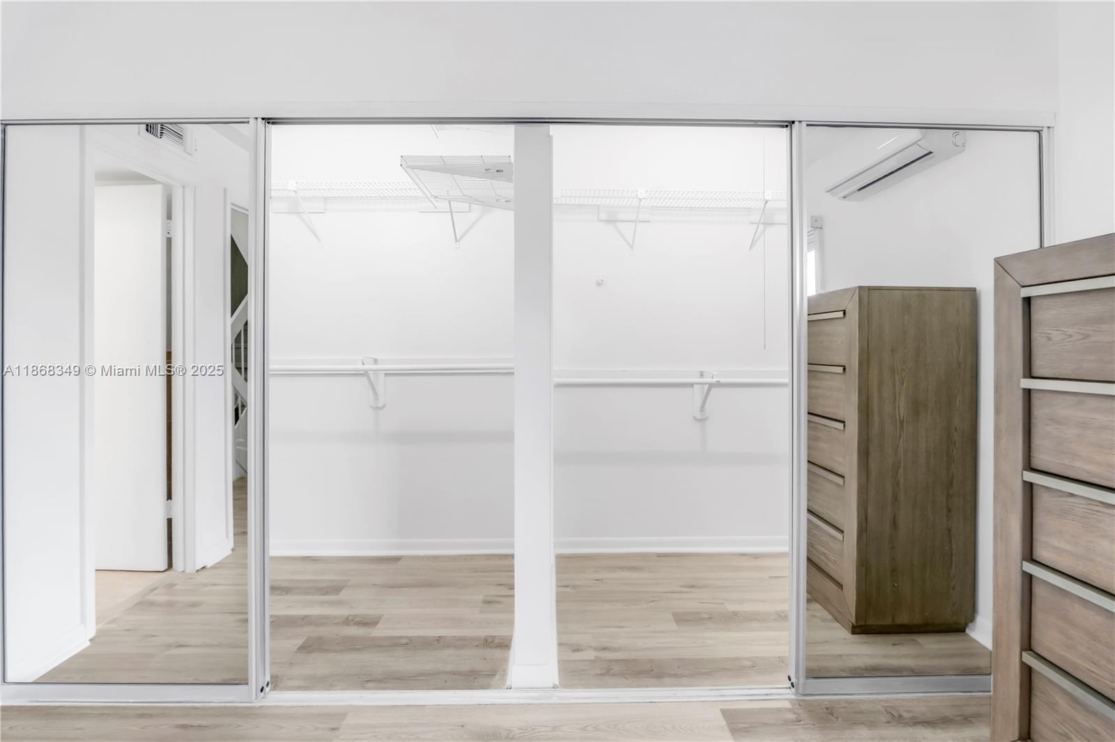 SHORE CLUB CONDO - Residential Lease