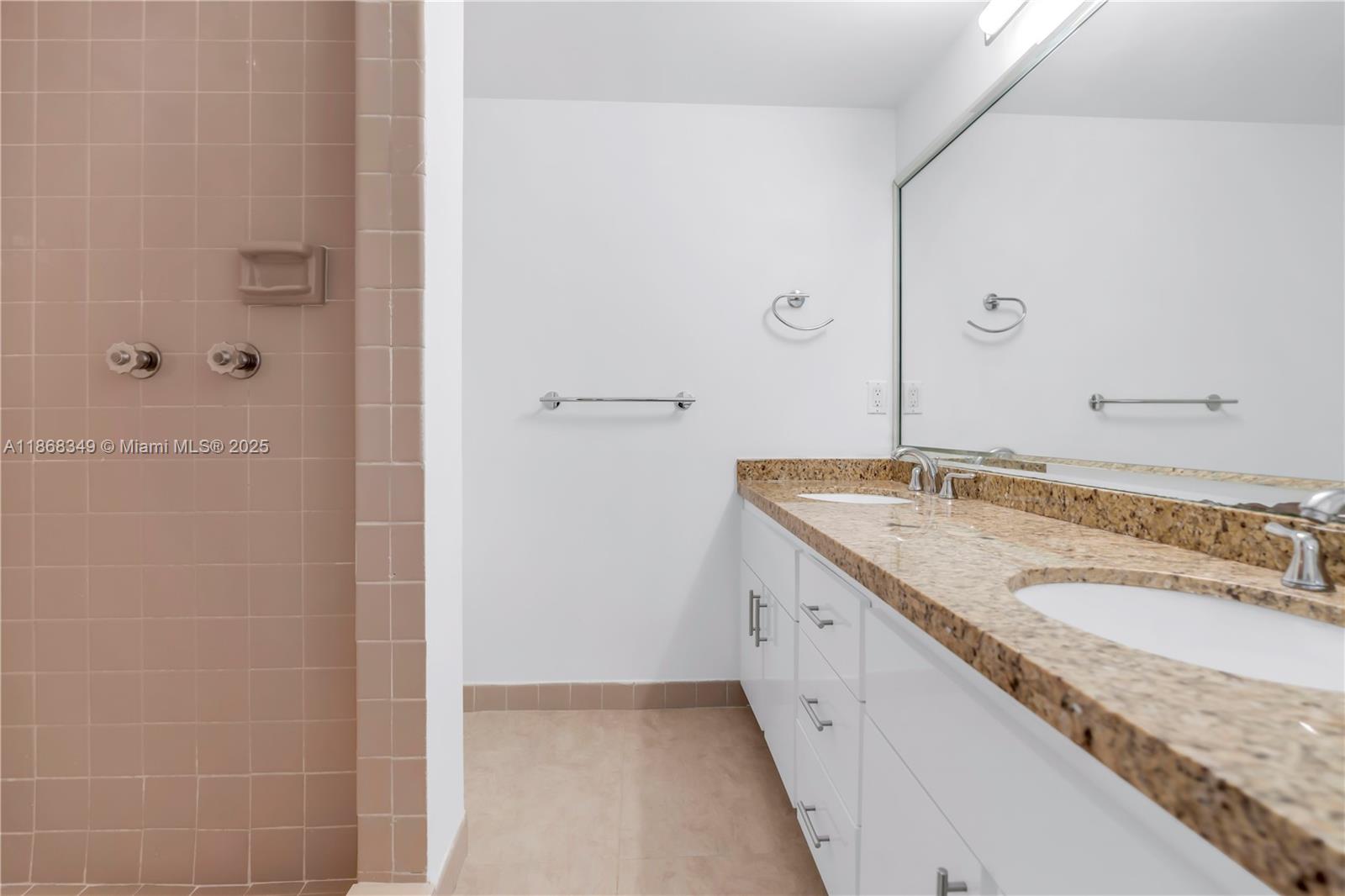 SHORE CLUB CONDO - Residential Lease