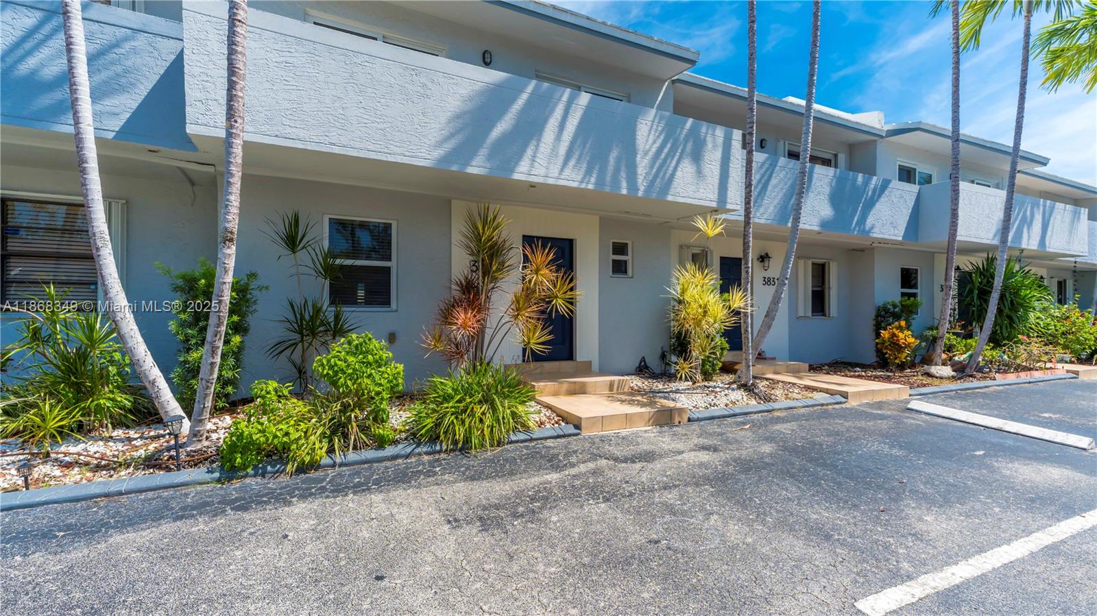 SHORE CLUB CONDO - Residential Lease