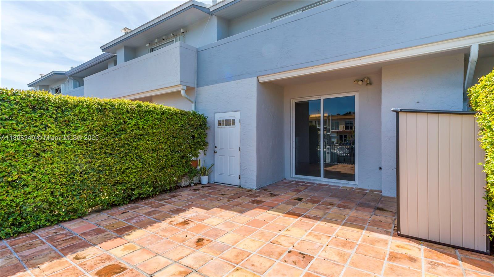 SHORE CLUB CONDO - Residential Lease