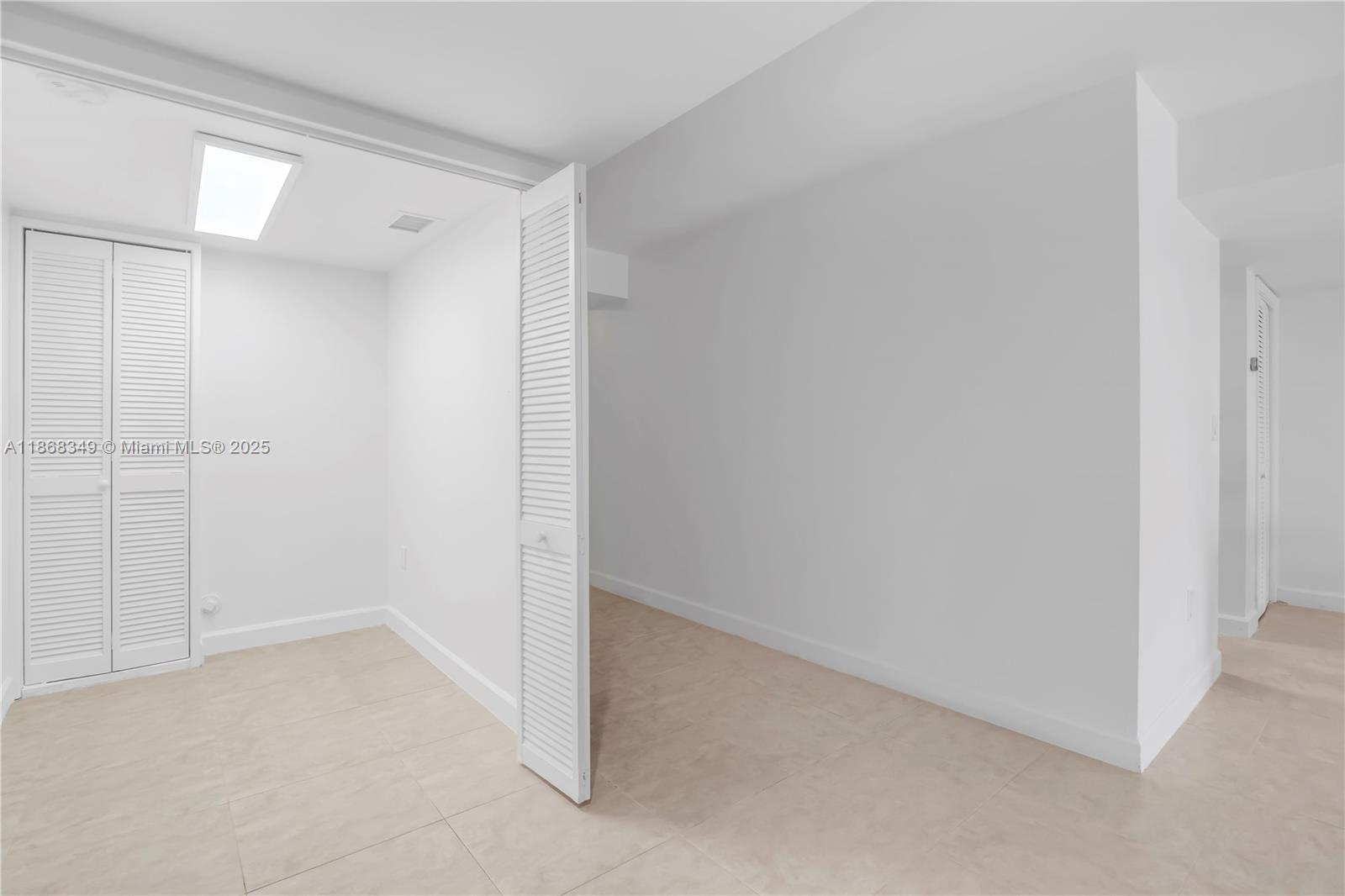 SHORE CLUB CONDO - Residential Lease