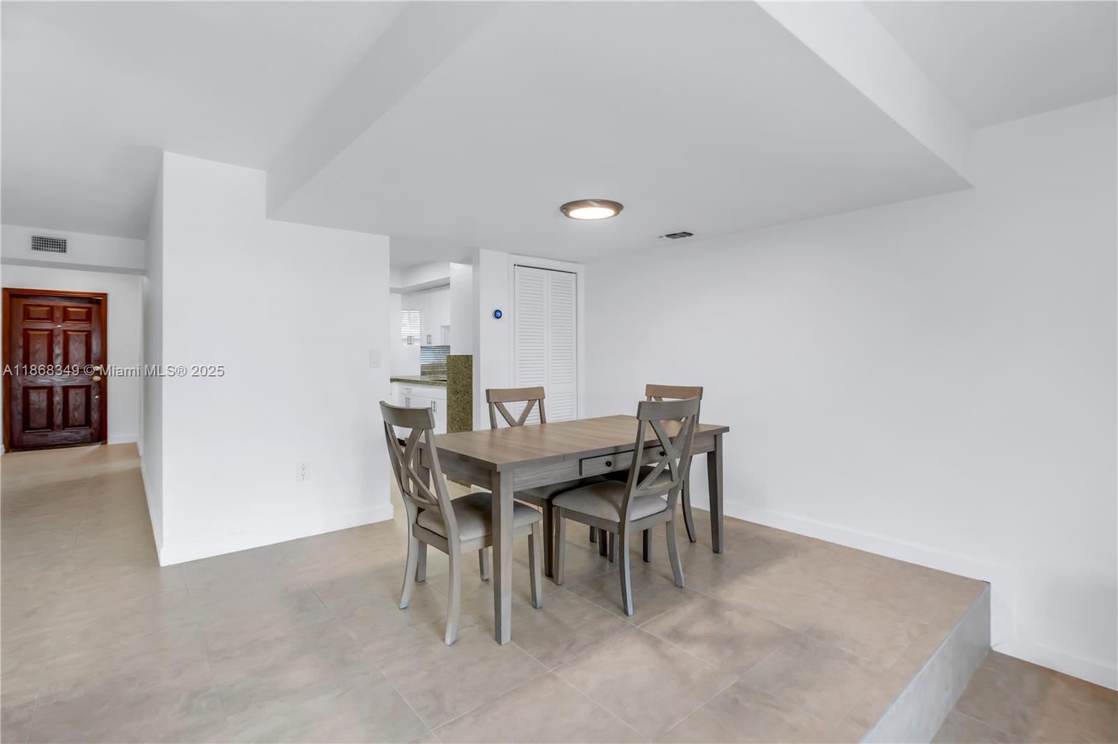 SHORE CLUB CONDO - Residential Lease