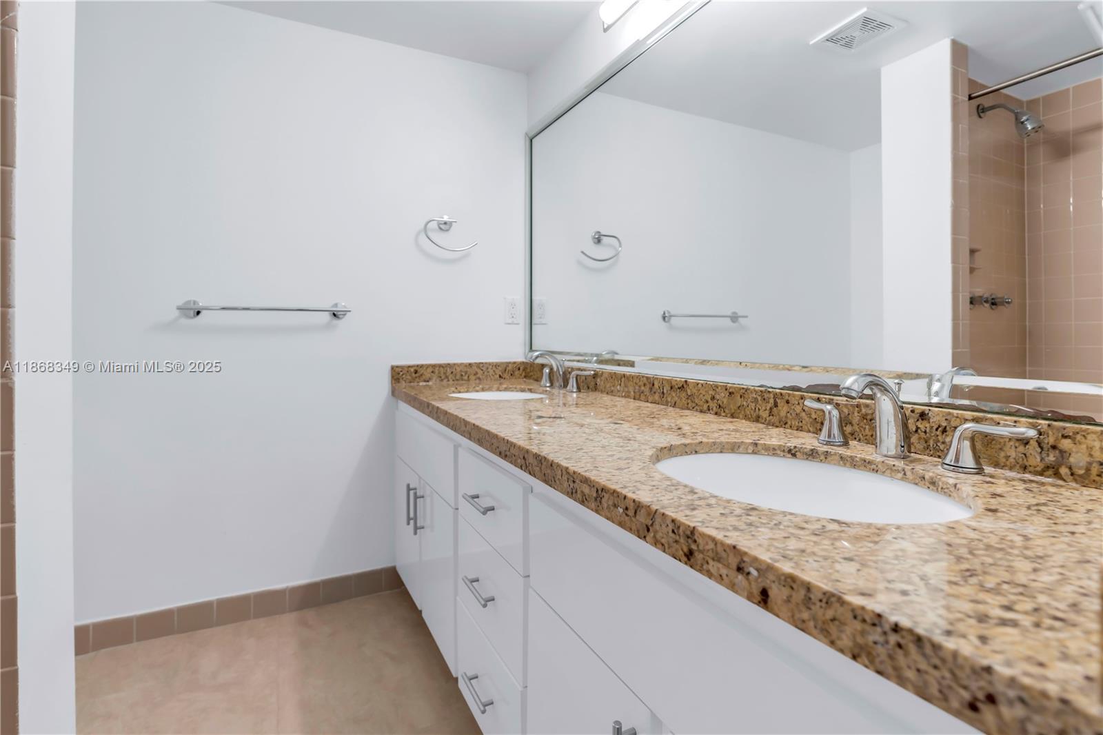 SHORE CLUB CONDO - Residential Lease