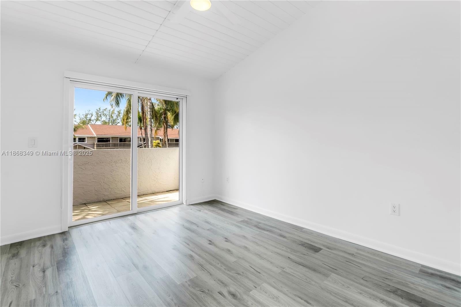 SHORE CLUB CONDO - Residential Lease