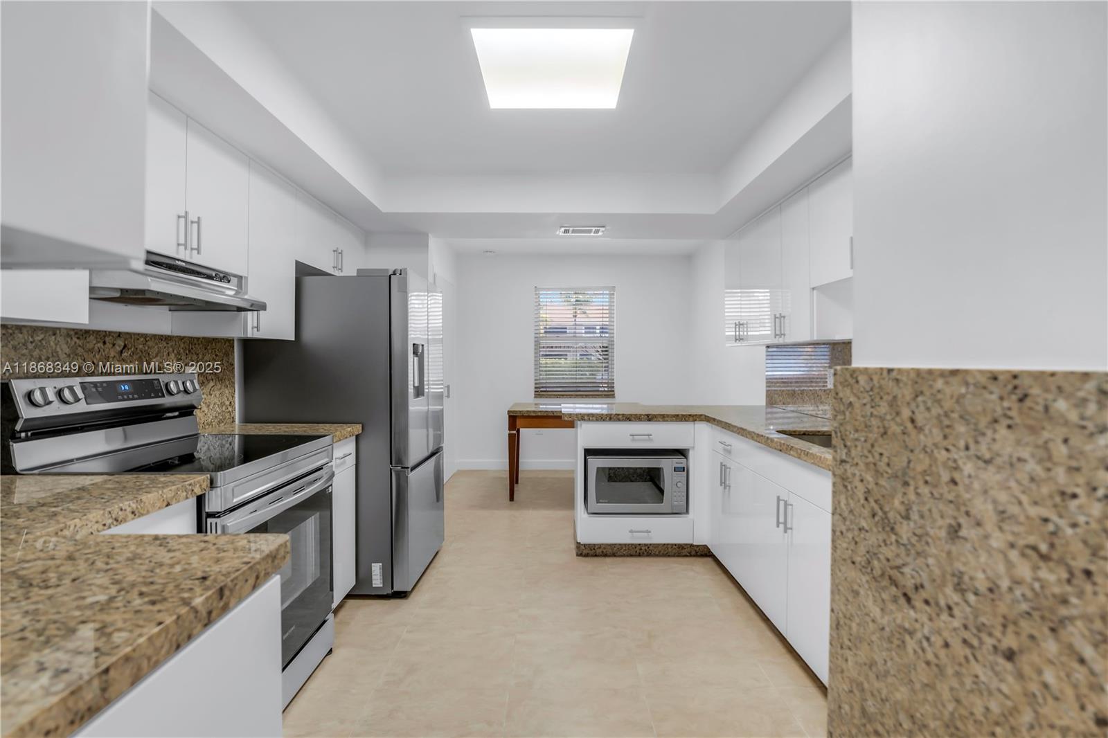 SHORE CLUB CONDO - Residential Lease