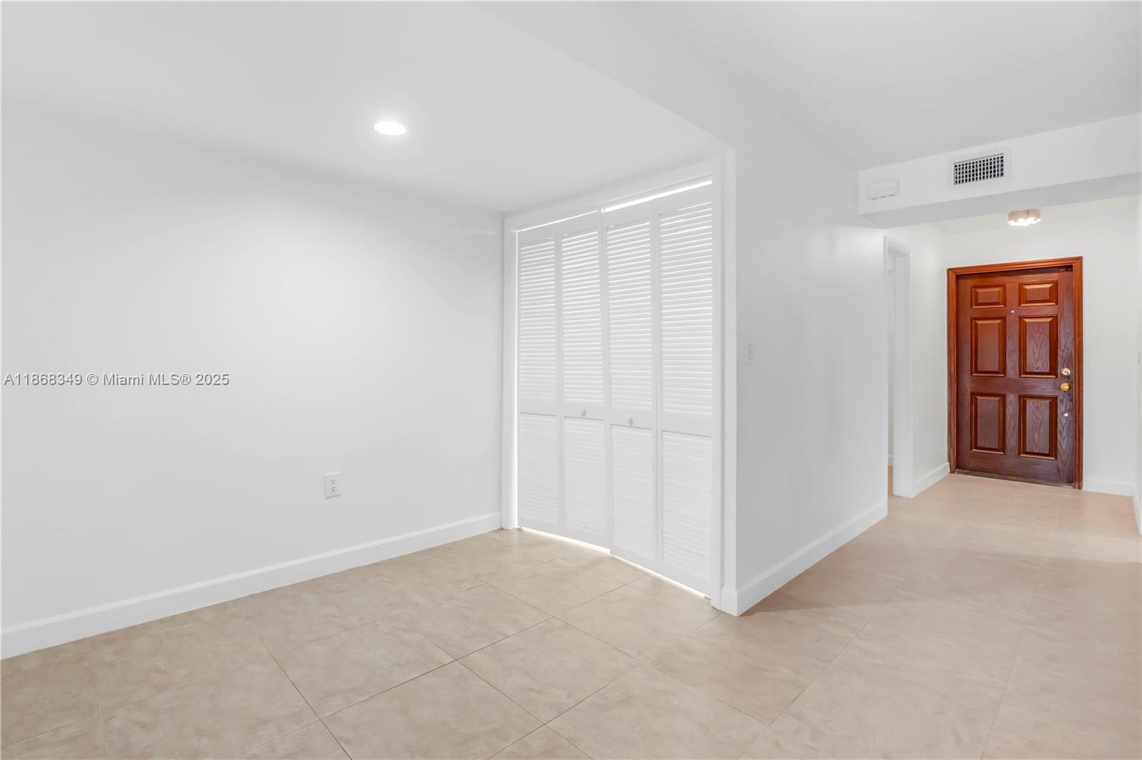 SHORE CLUB CONDO - Residential Lease