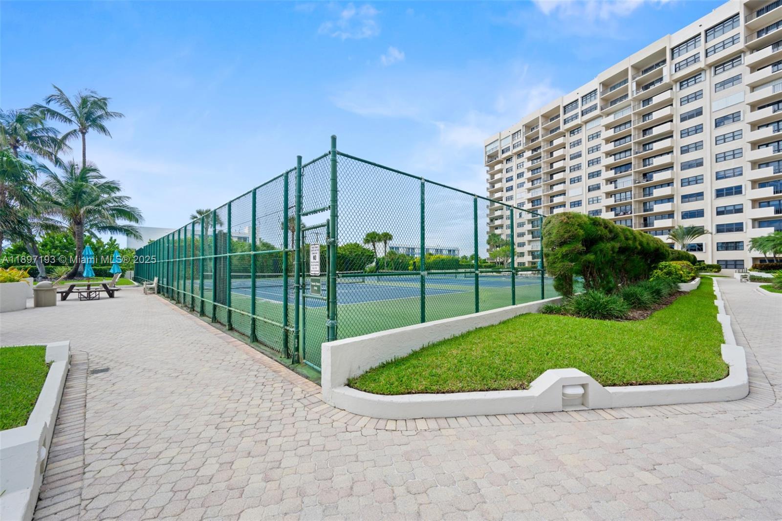 SEA RANCH CLUB B CONDO - Residential Lease