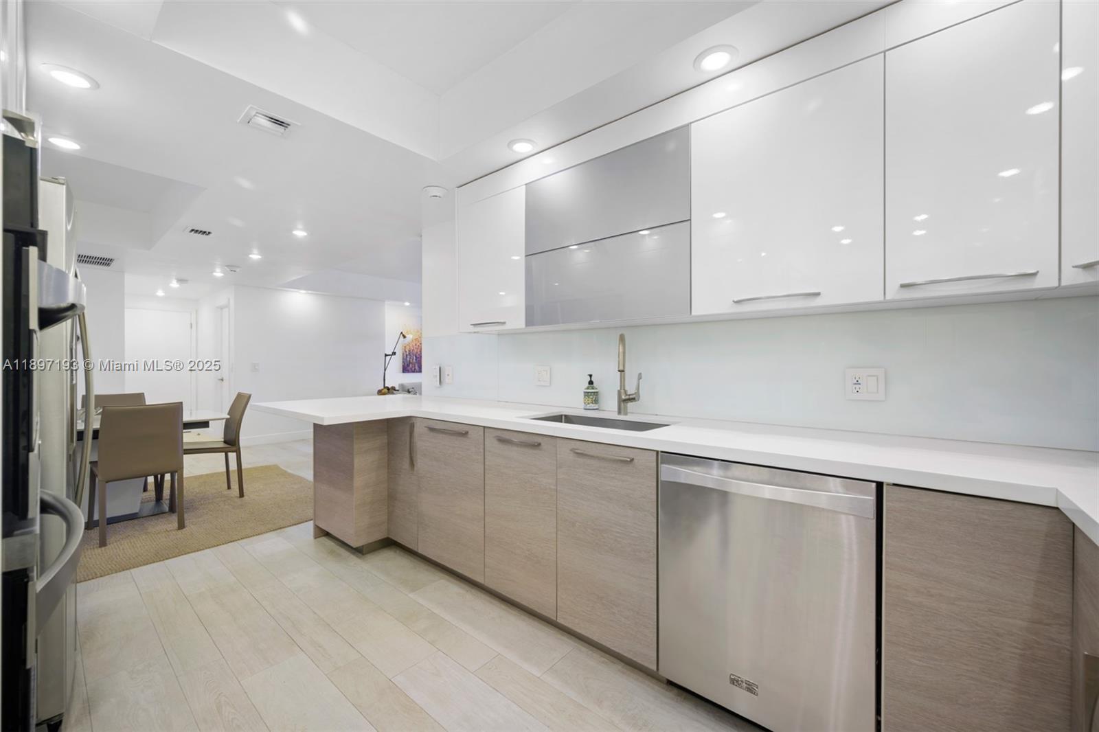 SEA RANCH CLUB B CONDO - Residential Lease