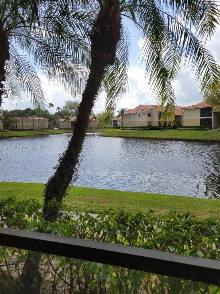 ROYAL POINCIANA CONDO - Residential Lease