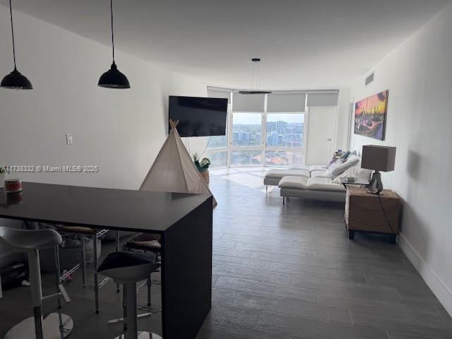 BONAVISTA CONDO - Residential