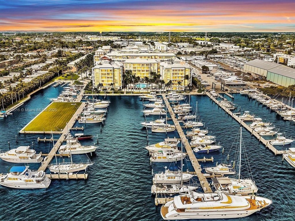 Photo of 806 E Windward Way #209, Lantana, FL 33462 (MLS # A11858516)