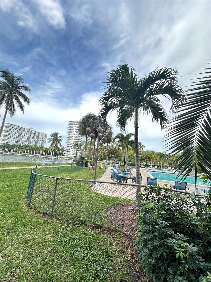 THE CLIPPER AT BISC COVE - Residential Lease
