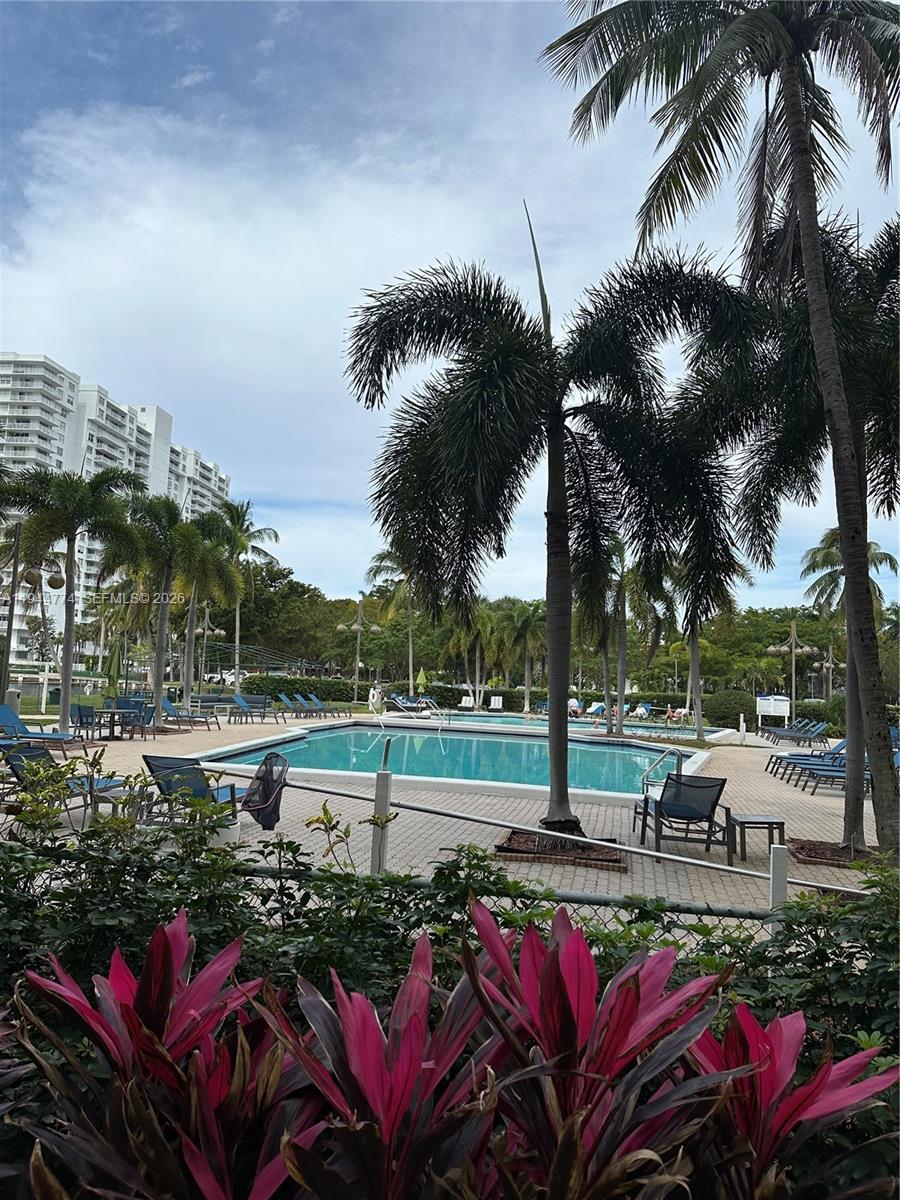 THE CLIPPER AT BISC COVE - Residential Lease
