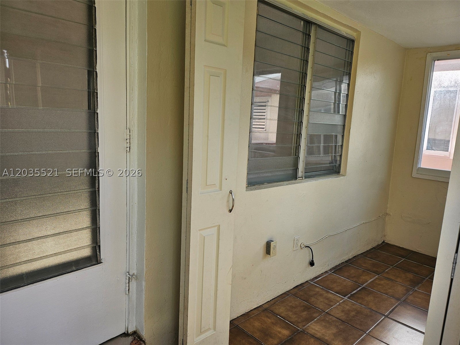 709 NE 4th Ct 6