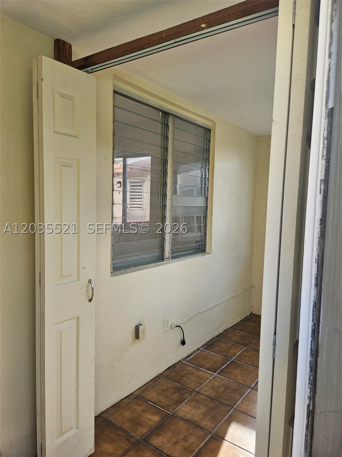 709 NE 4th Ct 6
