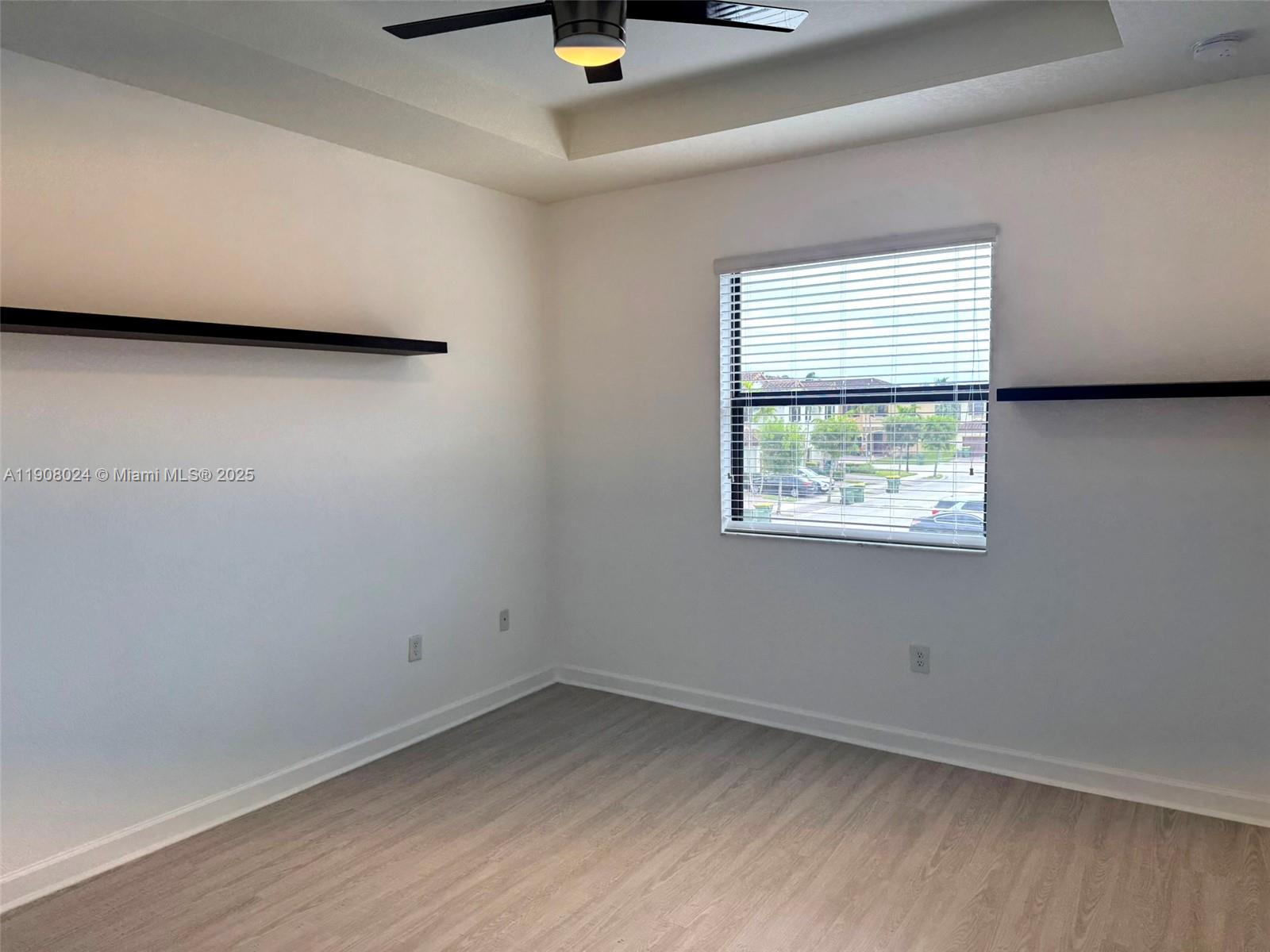 BAYWINDS OF DOMINICA AND - Residential Lease