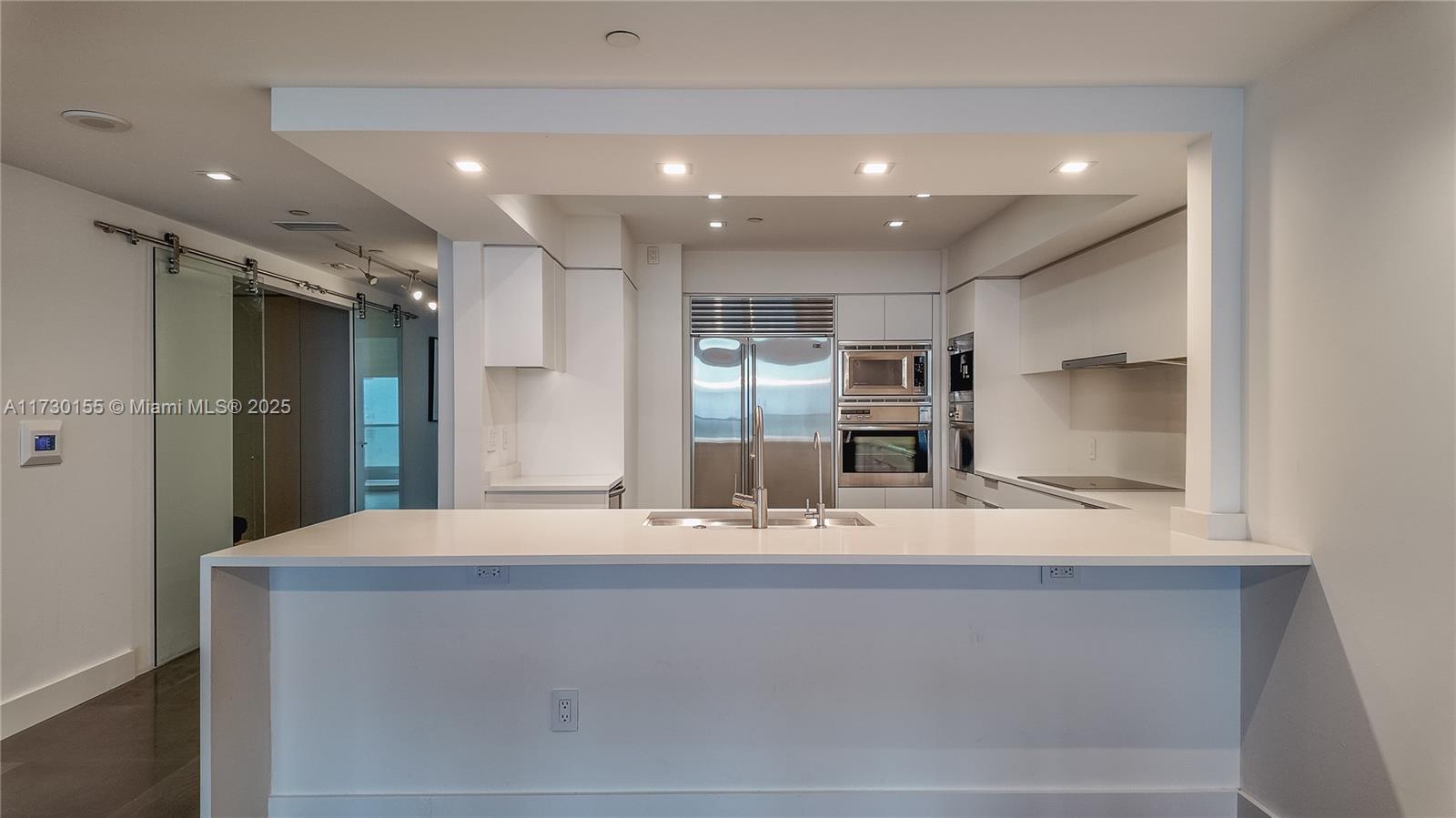 JADE RESIDENCES AT BRICKE - Residential