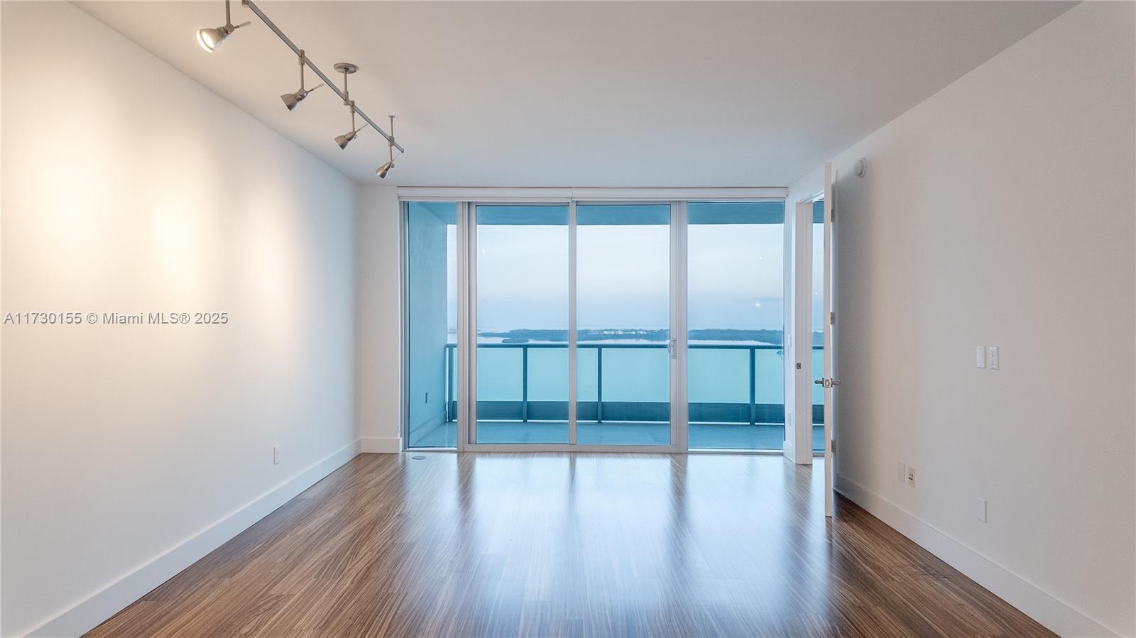 JADE RESIDENCES AT BRICKE - Residential