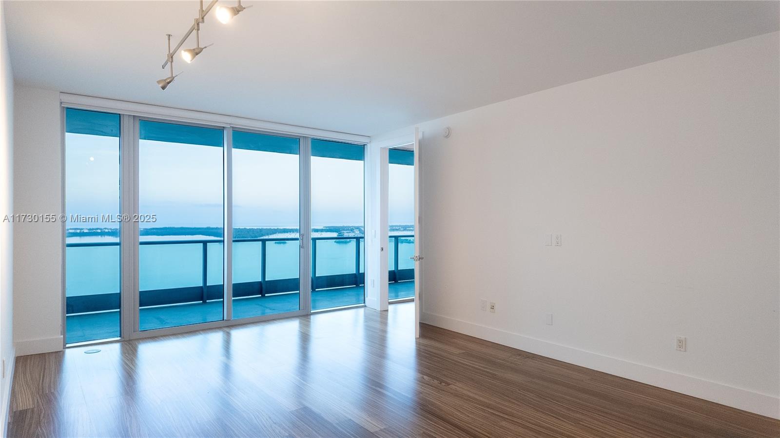 JADE RESIDENCES AT BRICKE - Residential