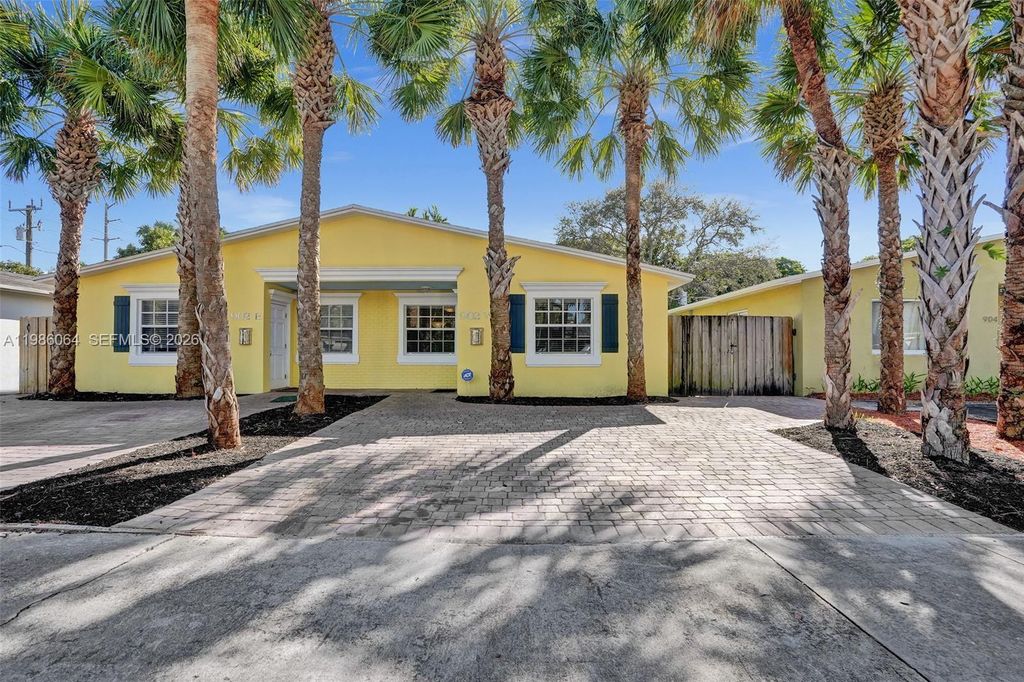 Photo of 902 Mandarin Isle #2, Fort Lauderdale, FL 33315 (MLS # A11986064)