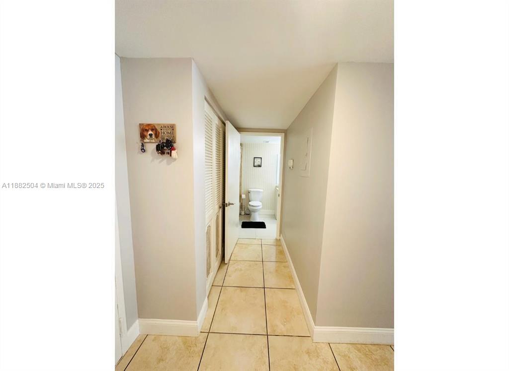 GREENWICH PH I CONDO - Residential