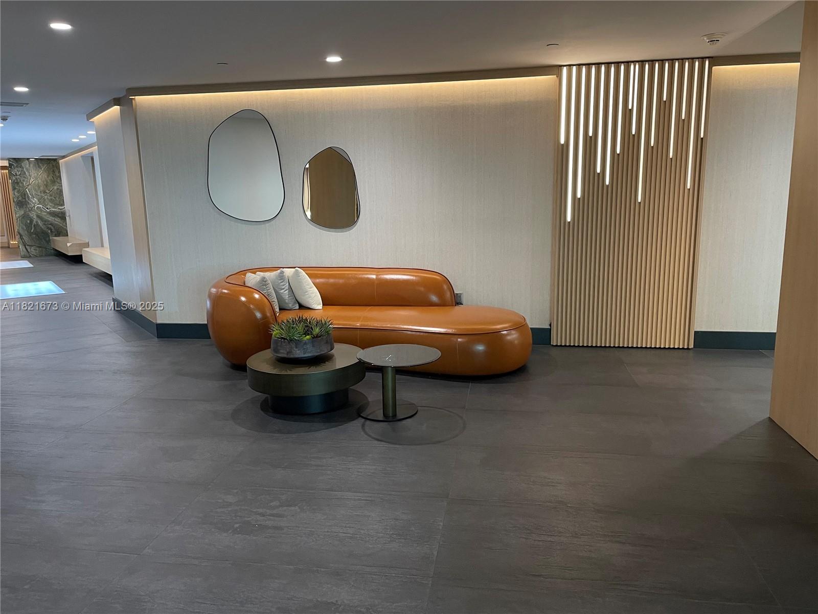 THE IVY CONDO - Residential Lease