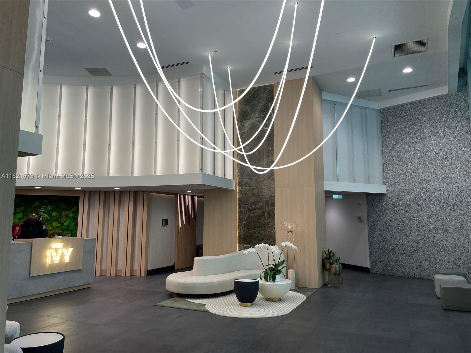 THE IVY CONDO - Residential Lease