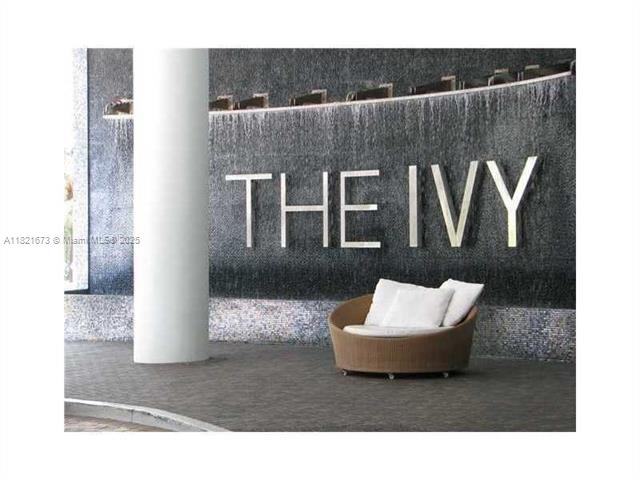 THE IVY CONDO - Residential Lease