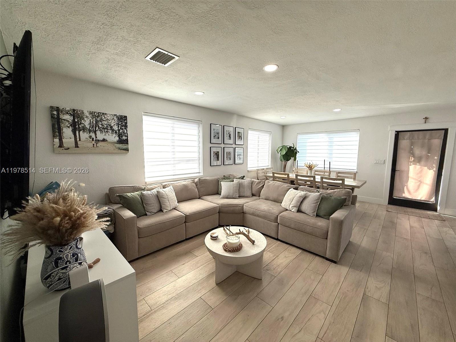 CORAL VILLAS REV - Residential