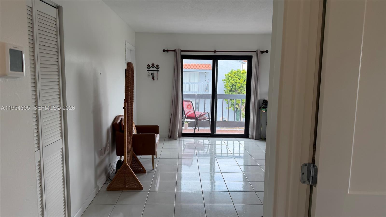 TREASURE OF KENDALL CONDO - Residential