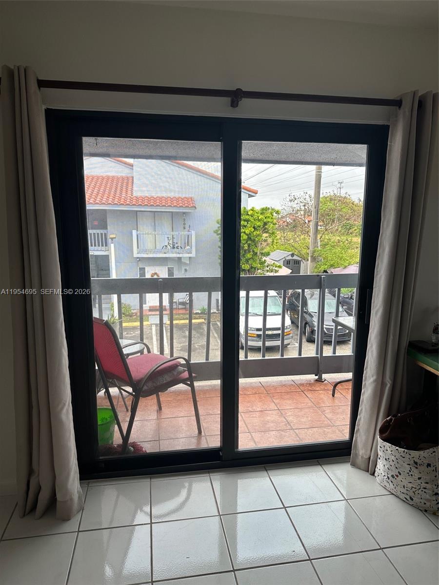 TREASURE OF KENDALL CONDO - Residential