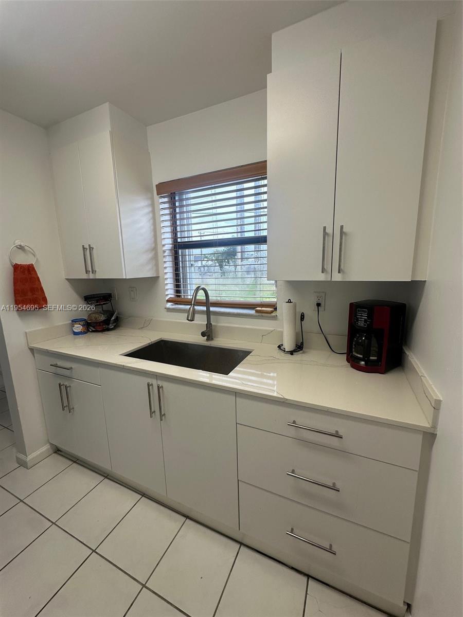 TREASURE OF KENDALL CONDO - Residential