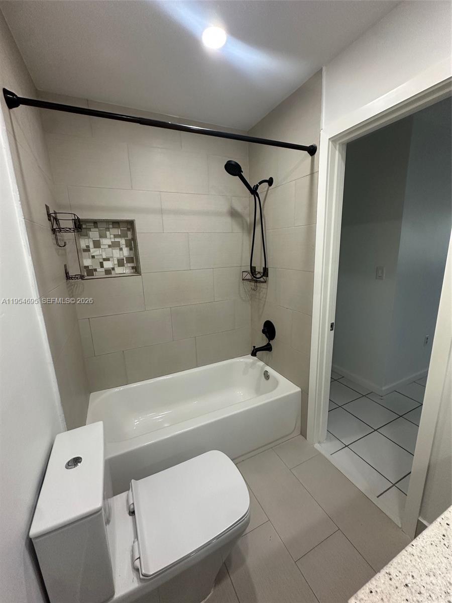 TREASURE OF KENDALL CONDO - Residential