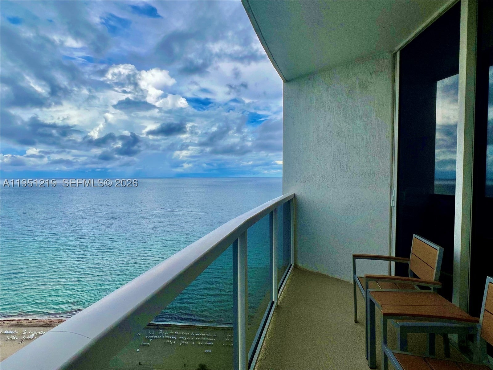 18001 Collins Ave 2605