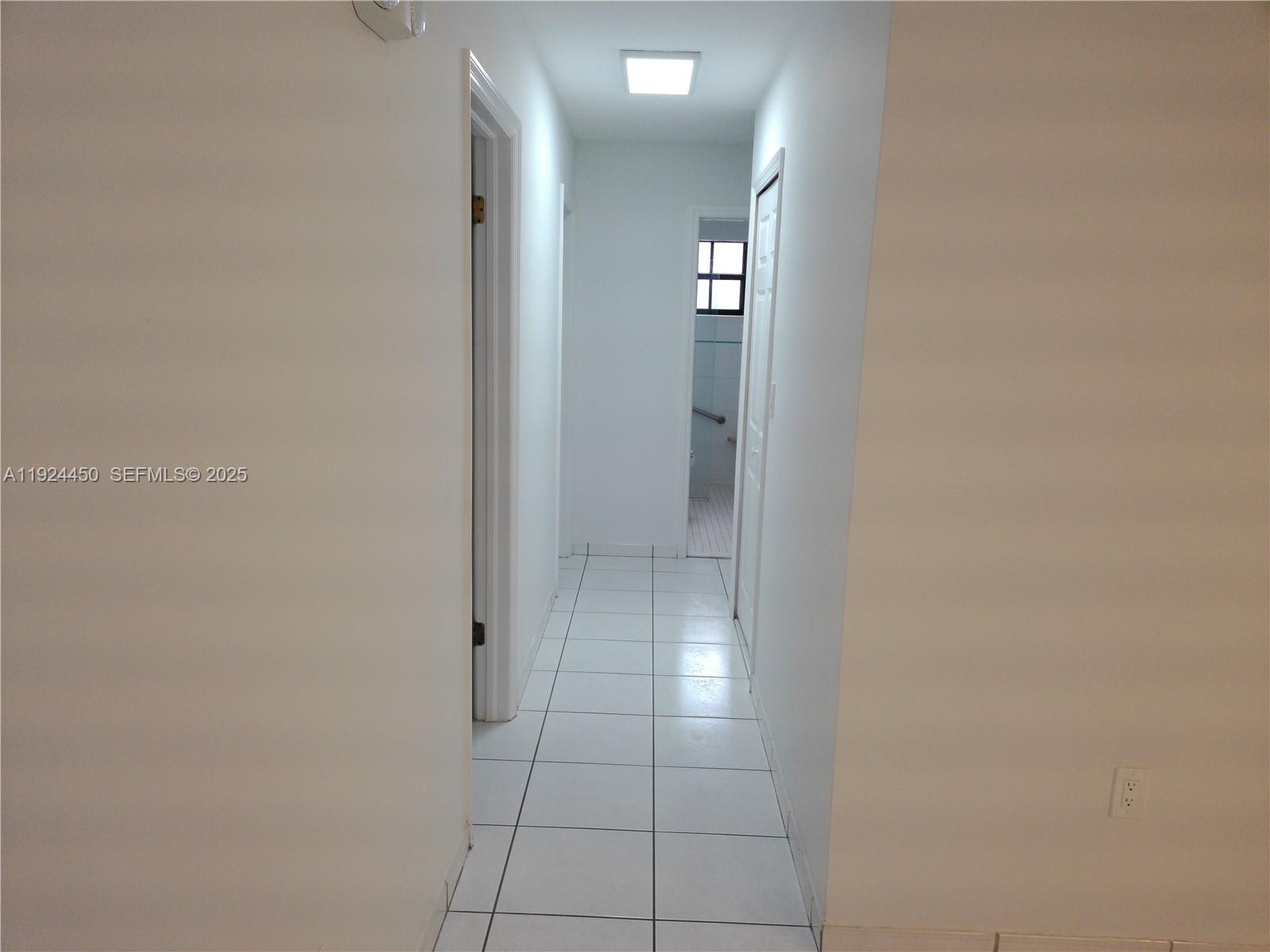 FAIRFIELD MANORS - Residential