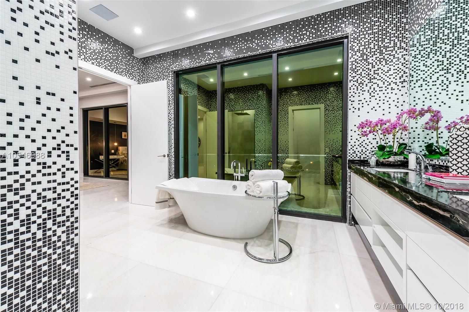 SEA ISLAND - Residential