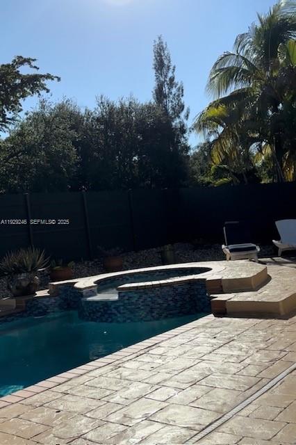 COUNTRYSIDE - Residential