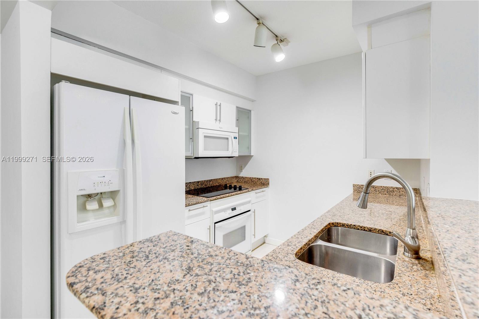 ONE MIAMI EAST CONDO - Residential Lease