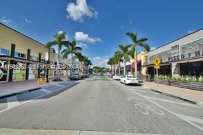 DOWNTOWN DORAL DUTCHER - Residential