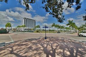 DOWNTOWN DORAL DUTCHER - Residential