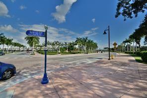 DOWNTOWN DORAL DUTCHER - Residential