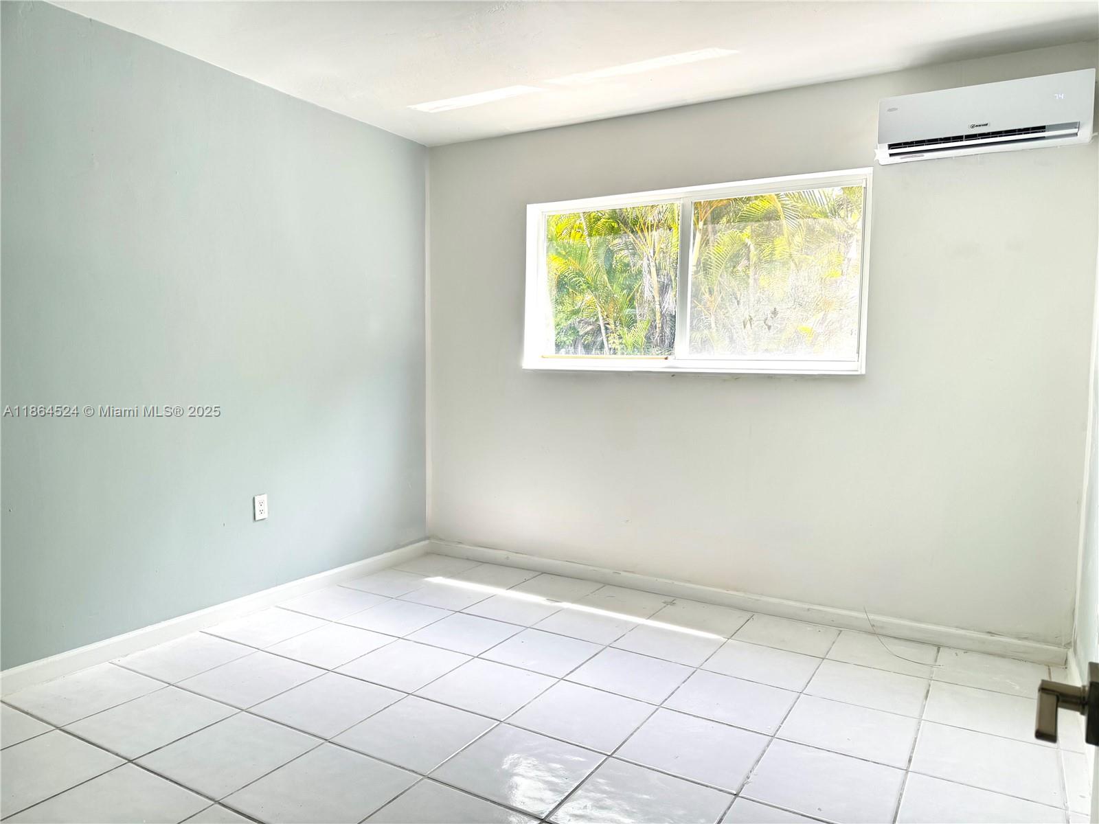 THE OAKS AT SOUTH MIAMI C - Residential Lease