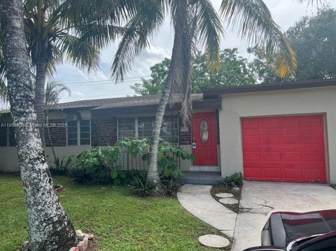 Photo of 6720 SW 19th St, Miramar, FL 33023 (MLS # A11851509)