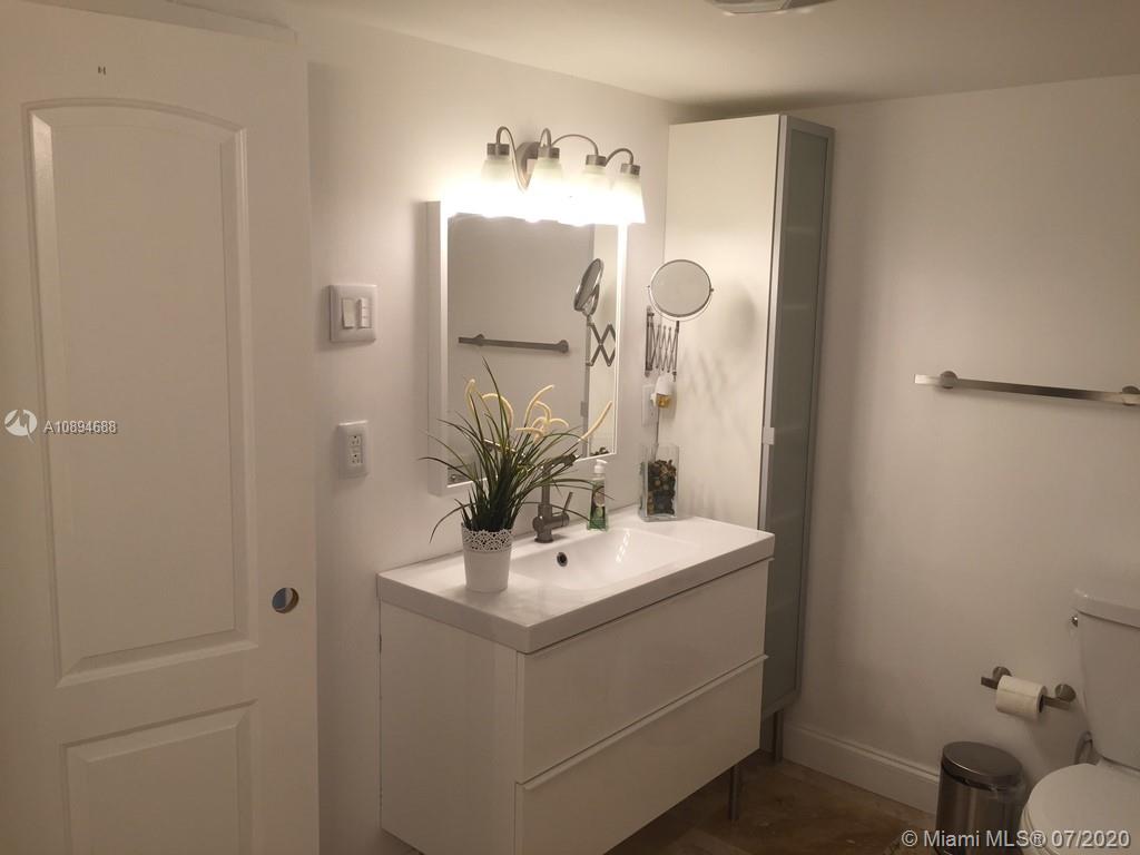 CRICKET CLUBHOUSE CONDO - Residential Lease