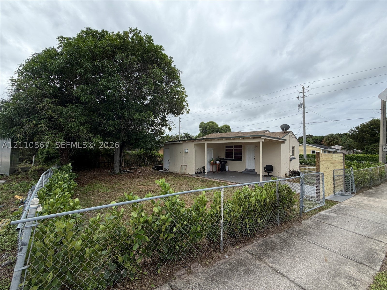 3616 Greenwood Ave