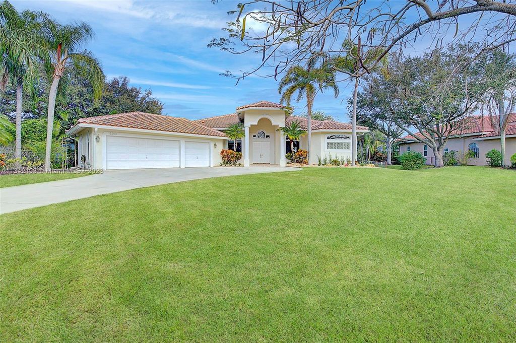 Photo of 12263 NW 19th St, Plantation, FL 33323 (MLS # A11342193)