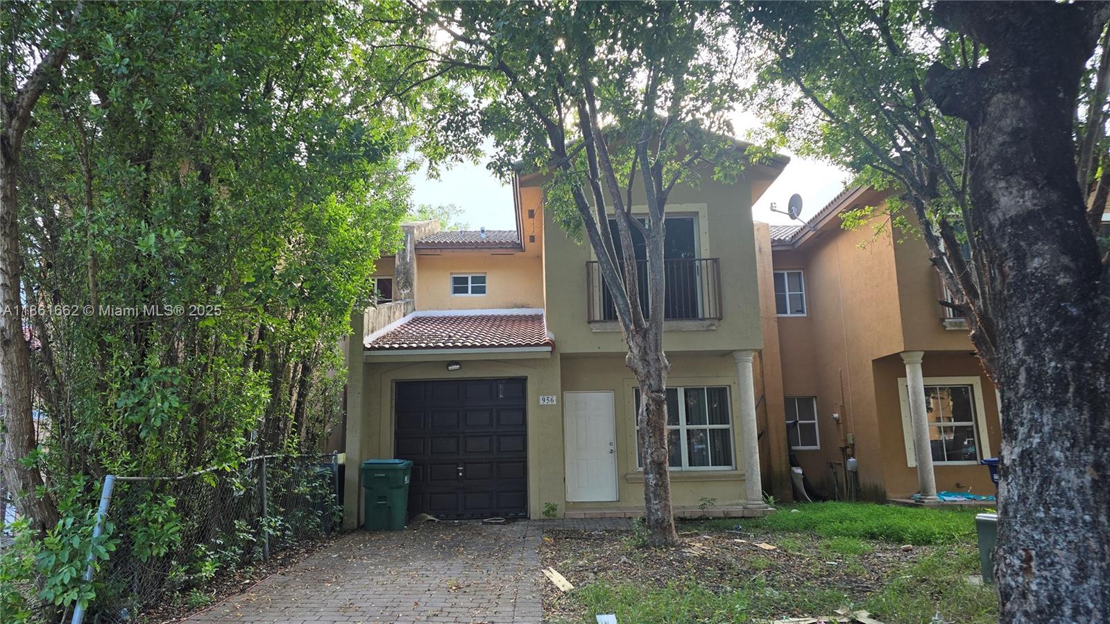 Great 3-bedroom 2.5 bath unit at Key Winds. New appliances. New flooring throughout the house. No HOA. 1 car garage, large backyard. Perfect for investors or personal residence. Easy access to the Turnpike, close to Air Force Base, Florida Keys Outlet, shopping, restaurants and more.