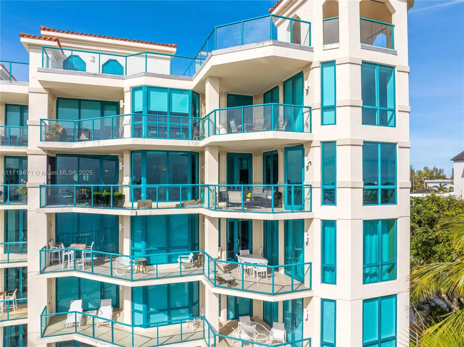 Miami, Florida 33133, United States, 4 Bedrooms Bedrooms, ,4 BathroomsBathrooms,Residential,Active,21080