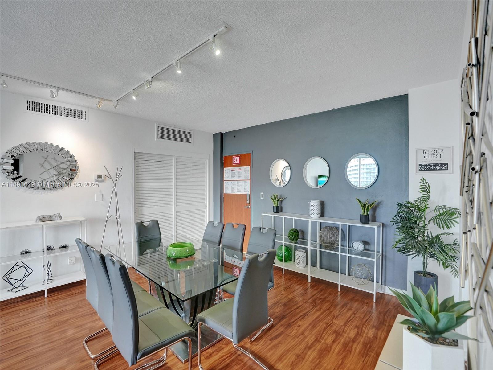 TIDES ON HOLLYWOOD BEACH - Residential